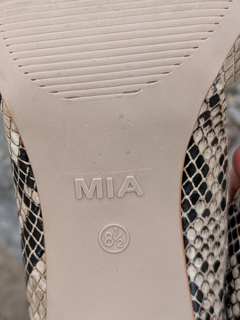 MIA Snake-Print Pointed Toe Pumps in Beige and Black - Picture 8 of 12